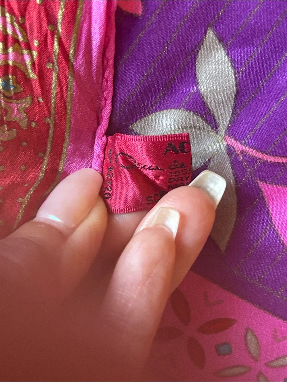 Oscar de la Renta Pink & Purple Floral Silk Scarf - Picture 2 of 4